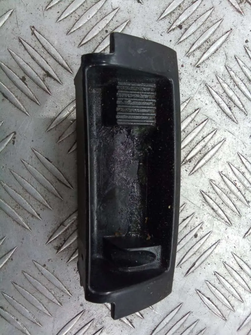 Пепельница Audi A4, 2002 г.