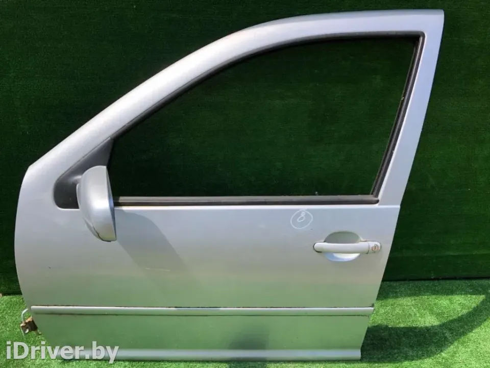 Дверь передняя левая Volkswagen Golf, 2004 г.