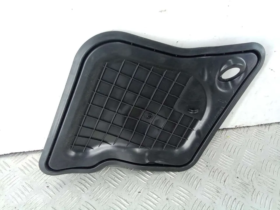 Заглушка Audi A5, 2008 г.