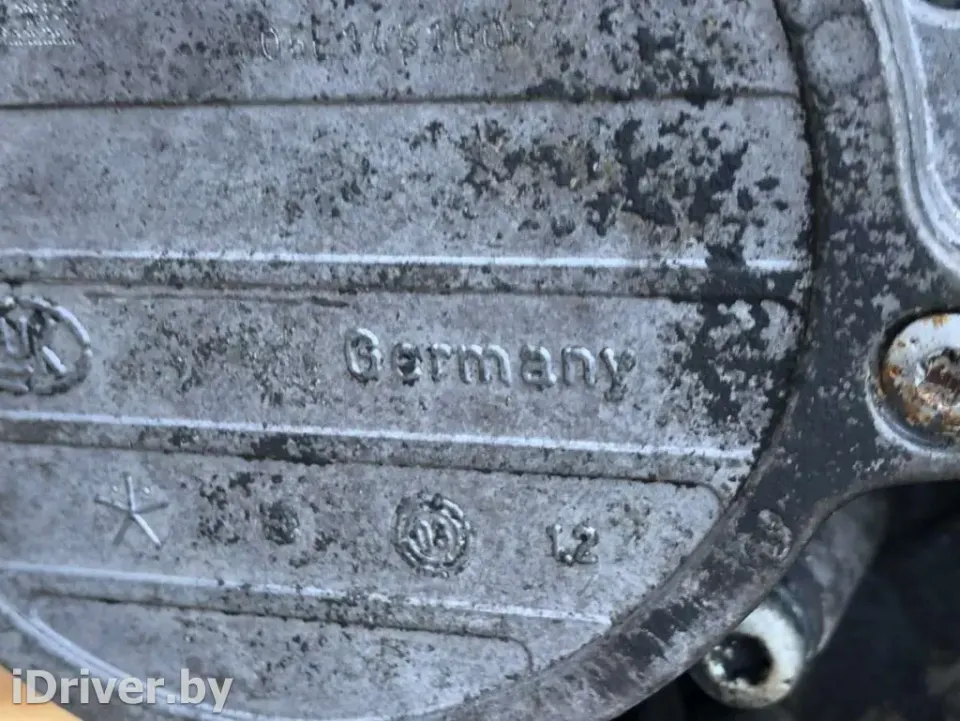 Насос вакуумный Audi A6, 2005 г.