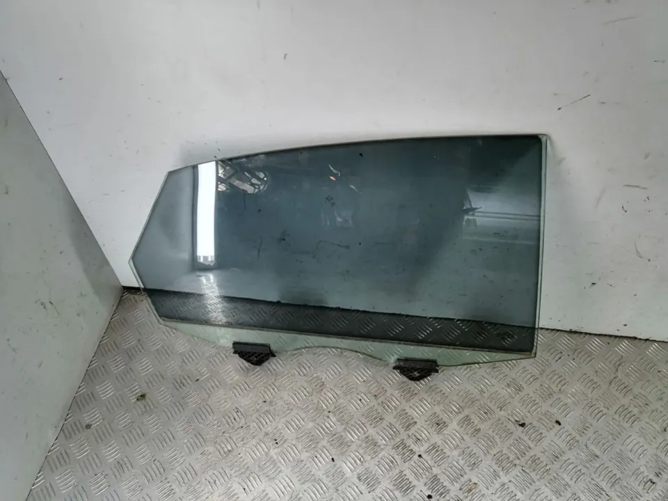Стекло двери задней правой Audi A8, 2005 г.