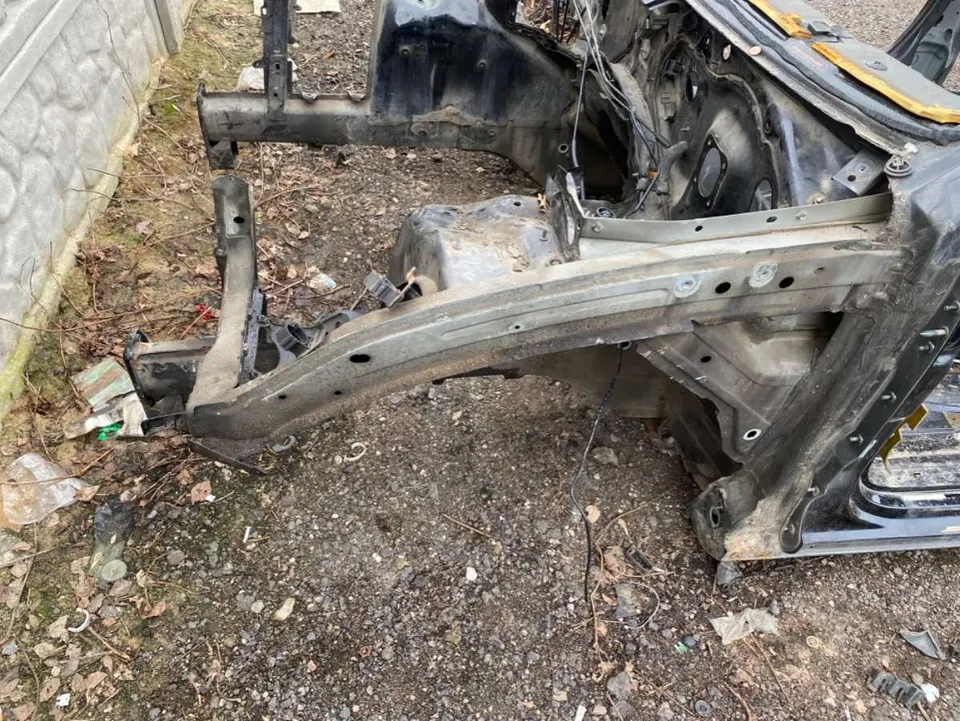 Четверть передняя левая Volkswagen Touareg, 2005 г.