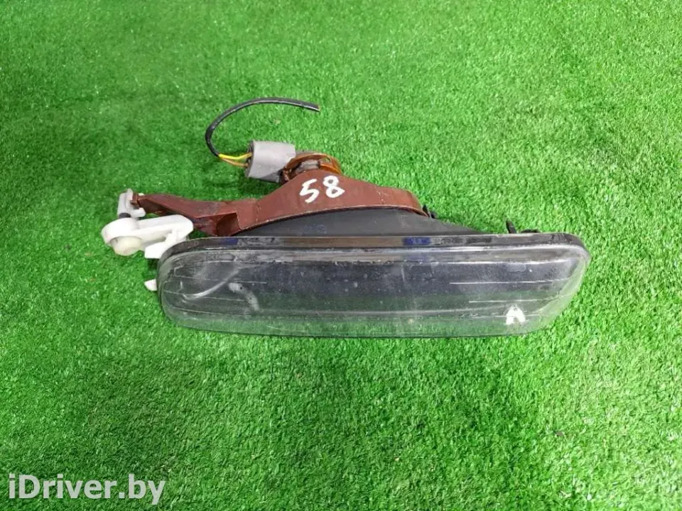 Фара противотуманная левая BMW 3 серии, 2002 г.