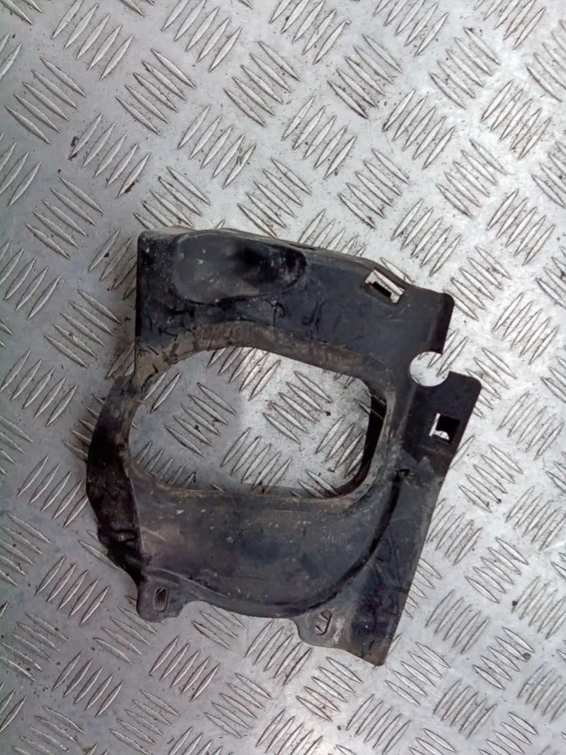 Защита двигателя Audi A4, 2002 г.