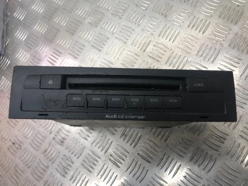 CD-чейнджер Audi Q7, 2007 г.
