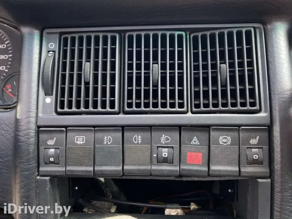 Кнопка противотуманных фар Audi 80, 1994 г.