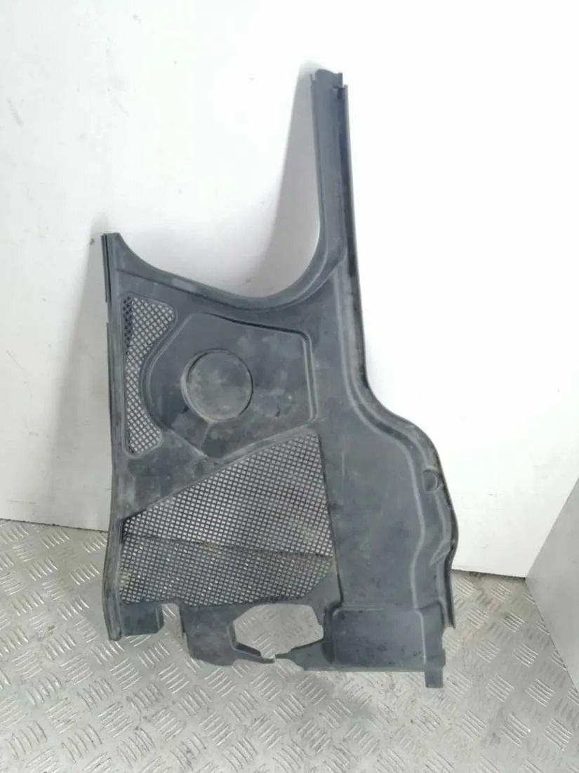 Дождевик Audi A8, 2007 г.