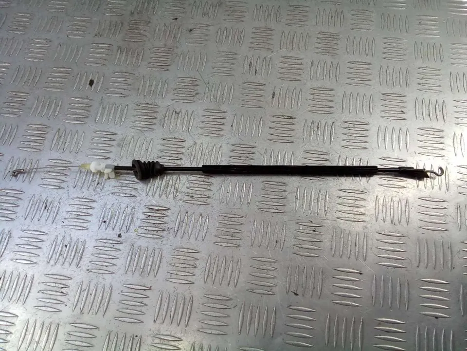 Трос двери передней Volkswagen Passat, 2012 г.