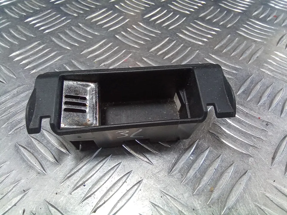 Пепельница Audi A6 allroad, 2004 г.