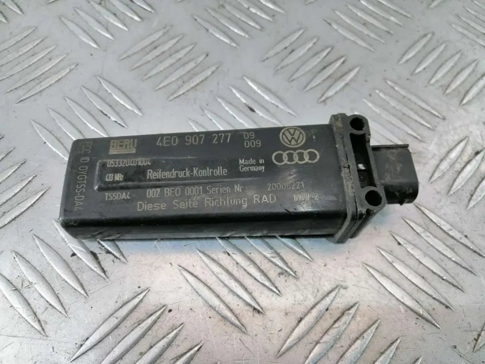 Датчик давления в шине Audi A8, 2007 г.