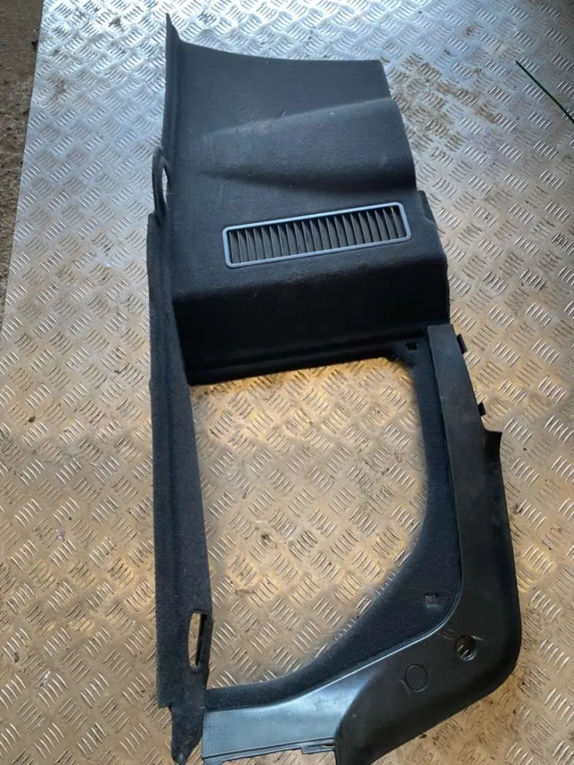 Обшивка багажника Audi A8, 2005 г.