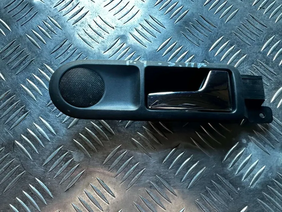 Ручка внутренняя задняя правая Volkswagen Golf, 2004 г.