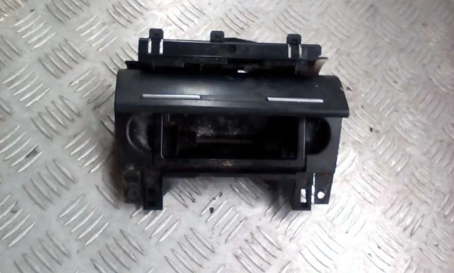 Пепельница Audi A4, 2005 г.