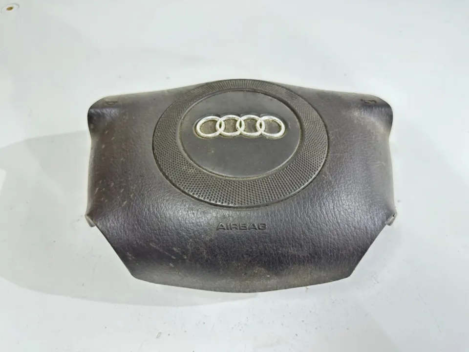 Подушка безопасности водителя Audi A4, 2000 г.
