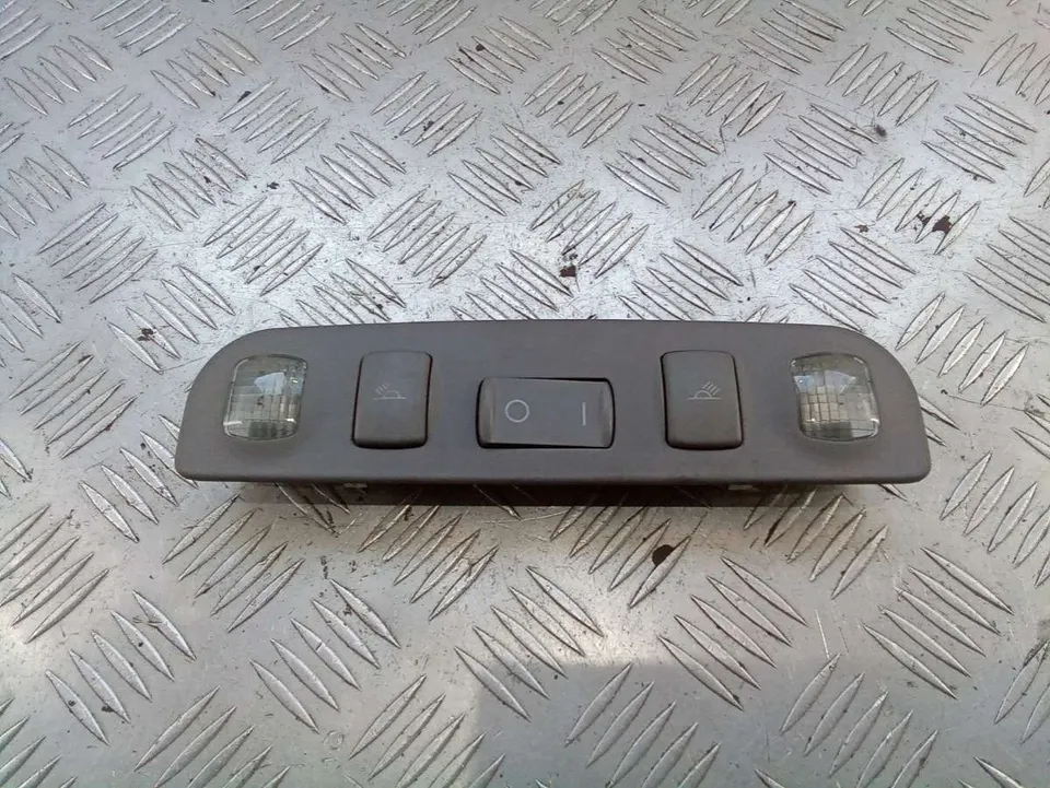 Фонарь салона (плафон) Audi A4, 1999 г.