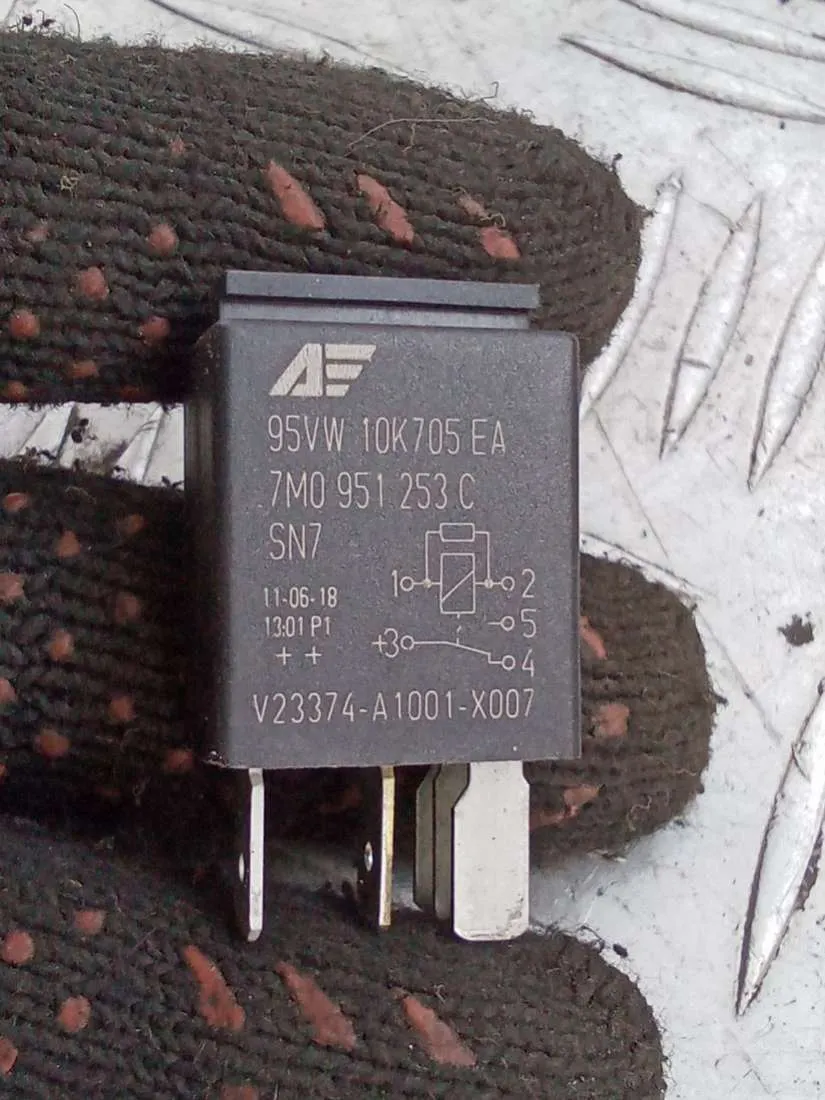Реле (прочие) Audi A4, 2010 г.
