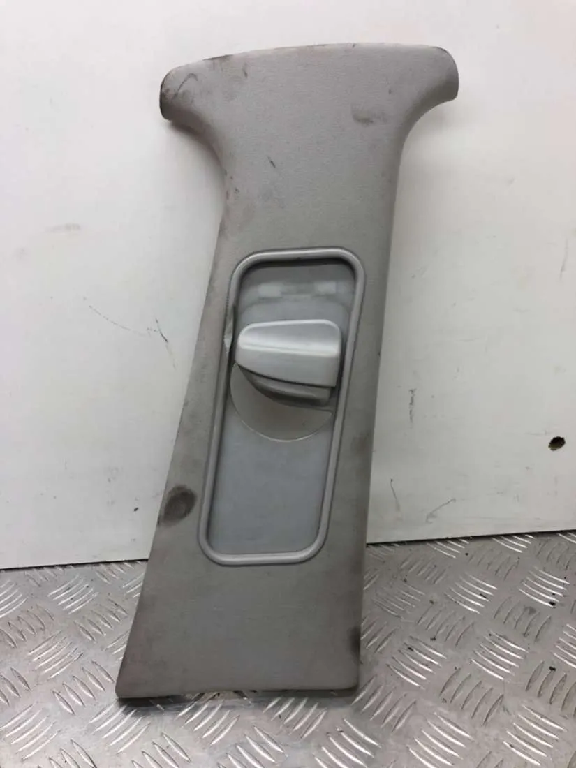 Обшивка стойки центральной правой Volkswagen Passat, 2001 г.