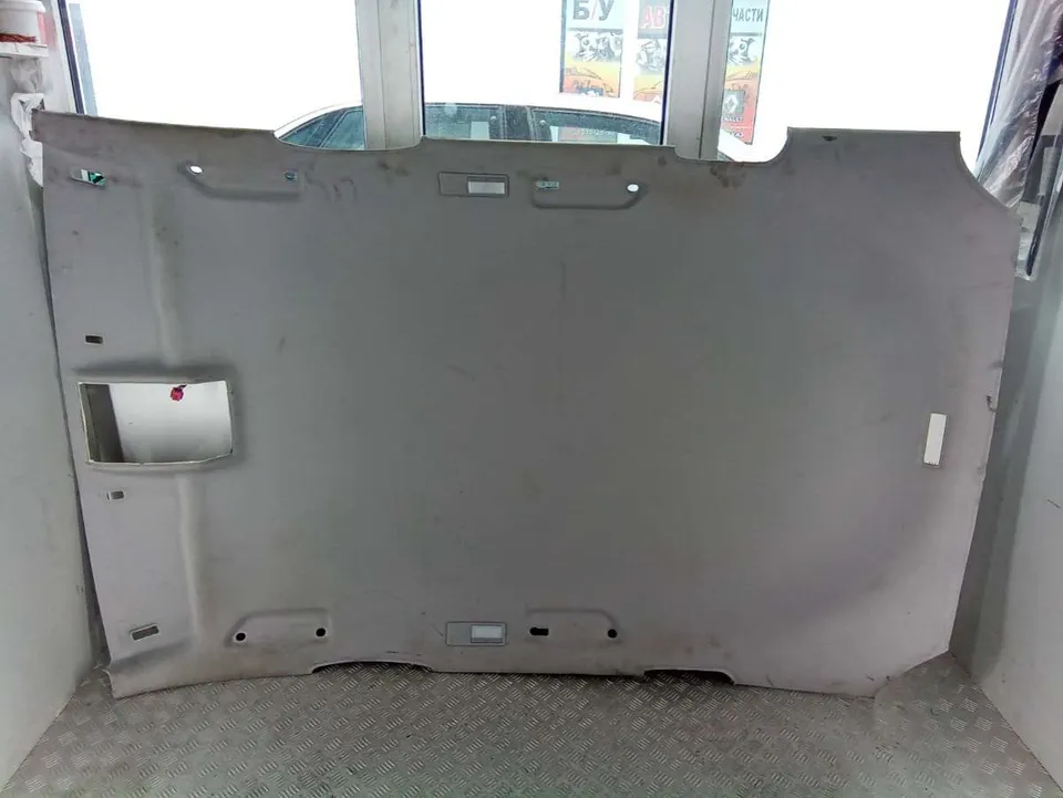 Потолок Volkswagen Touareg, 2009 г.