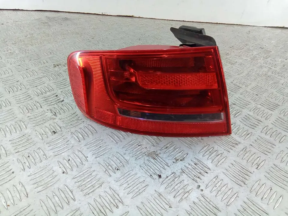 Фонарь задний левый Audi A4, 2010 г.