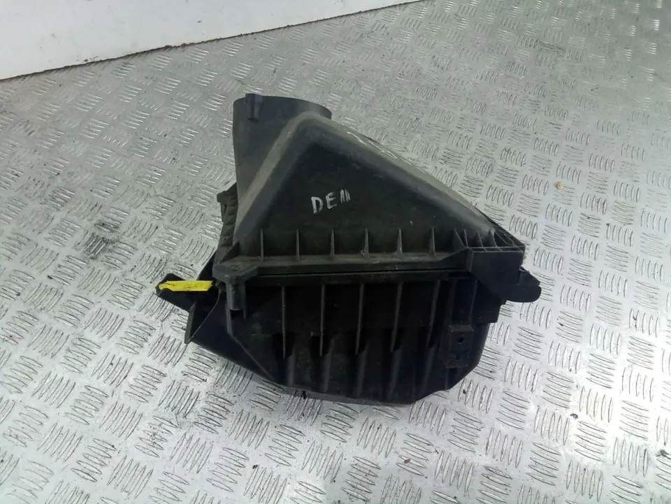 Корпус воздушного фильтра Audi A4, 2007 г.