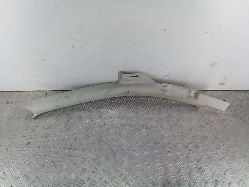 Обшивка стойки передней правой Audi A6, 2004 г.