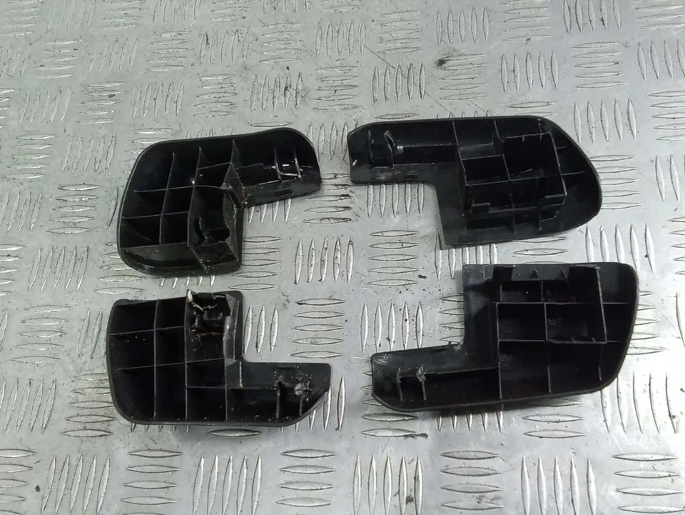 Пластик салазок сиденья Audi A6 allroad, 2004 г.