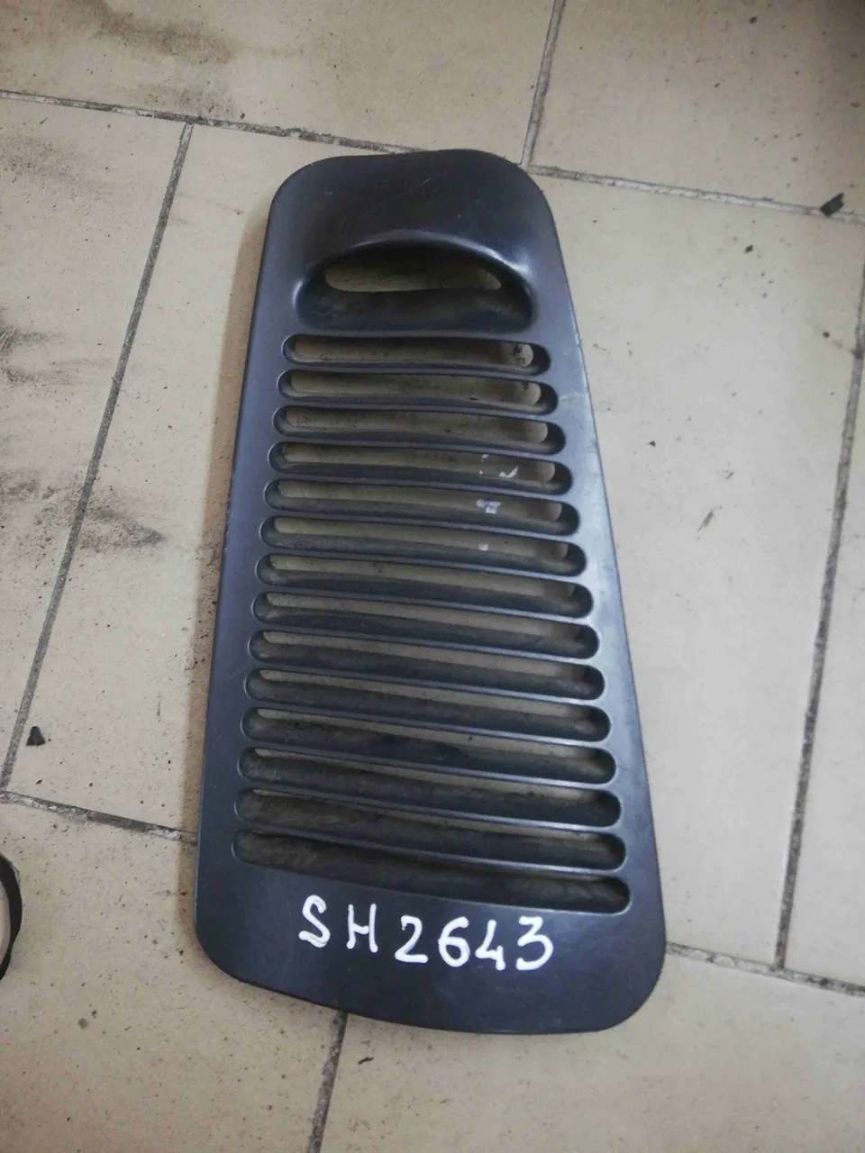 Обшивка багажника Volkswagen Sharan, 2001 г.