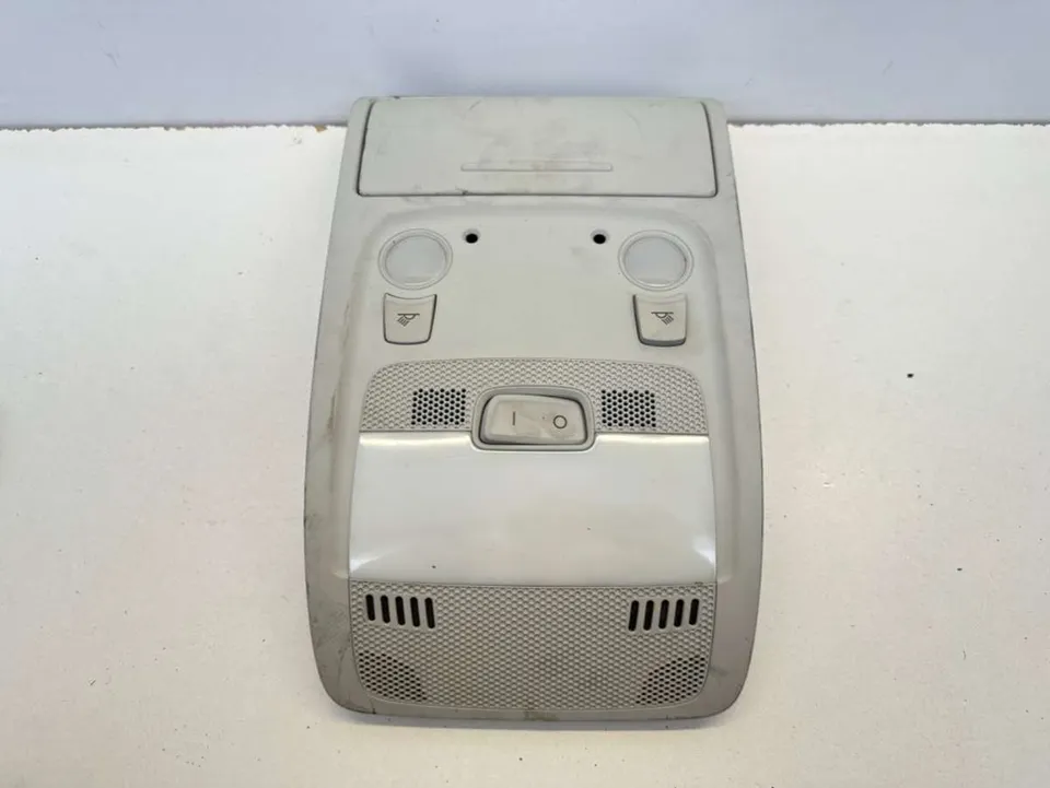 Фонарь салона (плафон) Audi A4, 2012 г.
