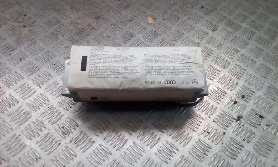 Подушка безопасности пассажира Audi A4, 2002 г.