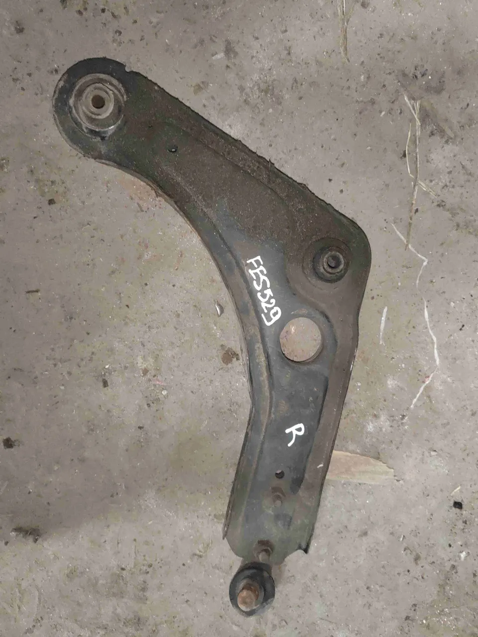 Рычаг передний правый Ford Escort, 1998 г.