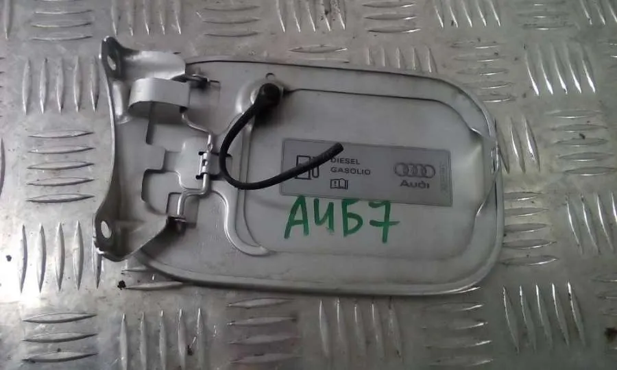 Лючок топливного бака Audi A4, 2006 г.