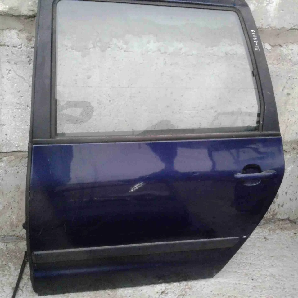 Дверь задняя левая Volkswagen Sharan, 2005 г.