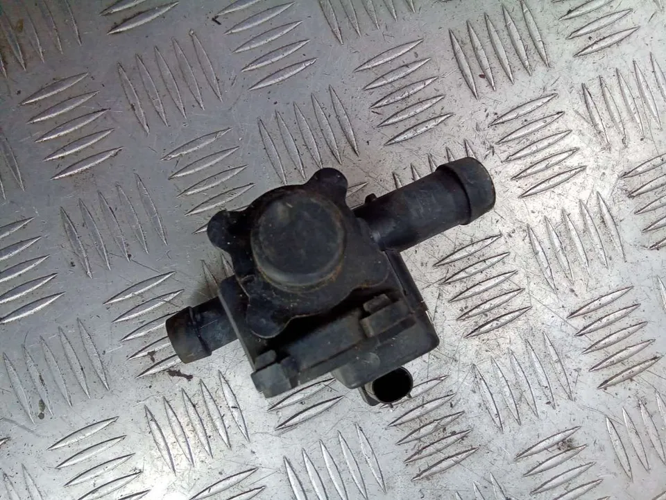 Кран отопителя (печки) Volkswagen Touareg, 2011 г.