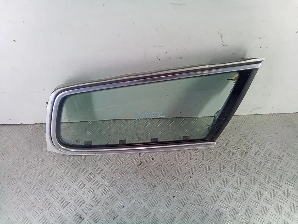 Стекло кузовное боковое правое Volkswagen Passat, 2007 г.