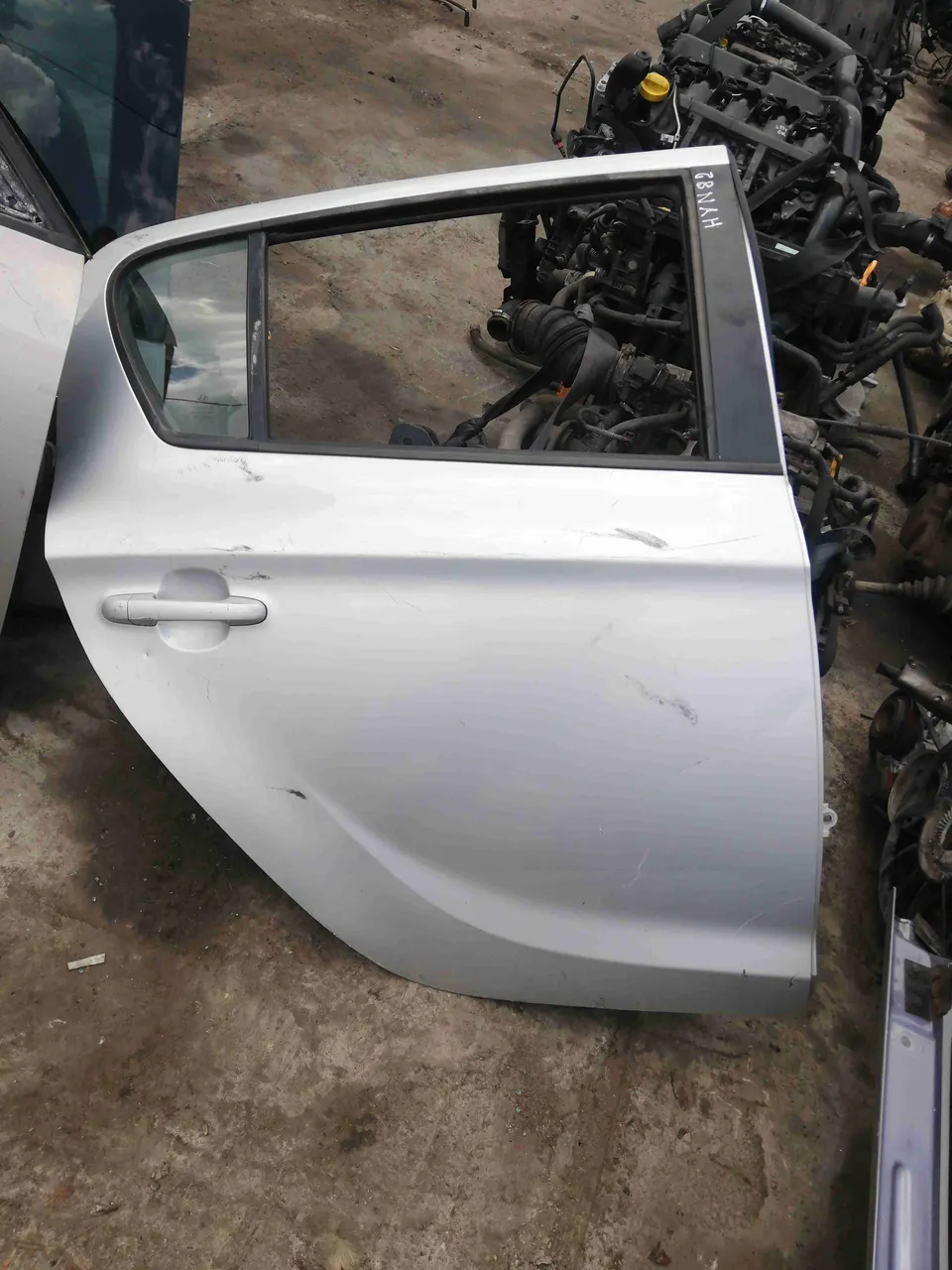 Дверь задняя правая Hyundai i20, 2009 г.