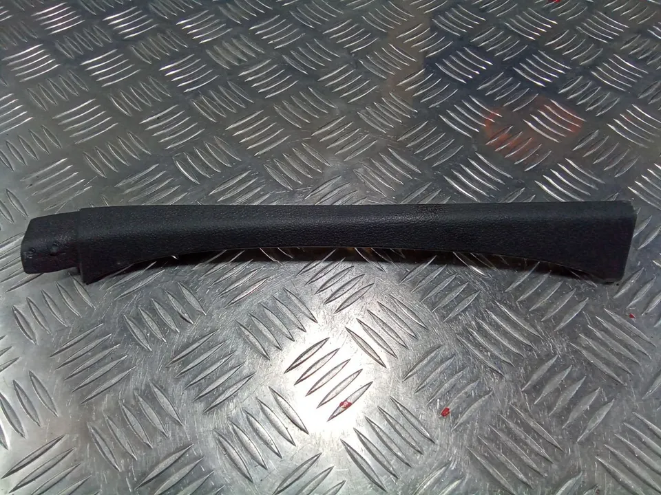 Обшивка стойки передней правой Volkswagen Passat, 2010 г.