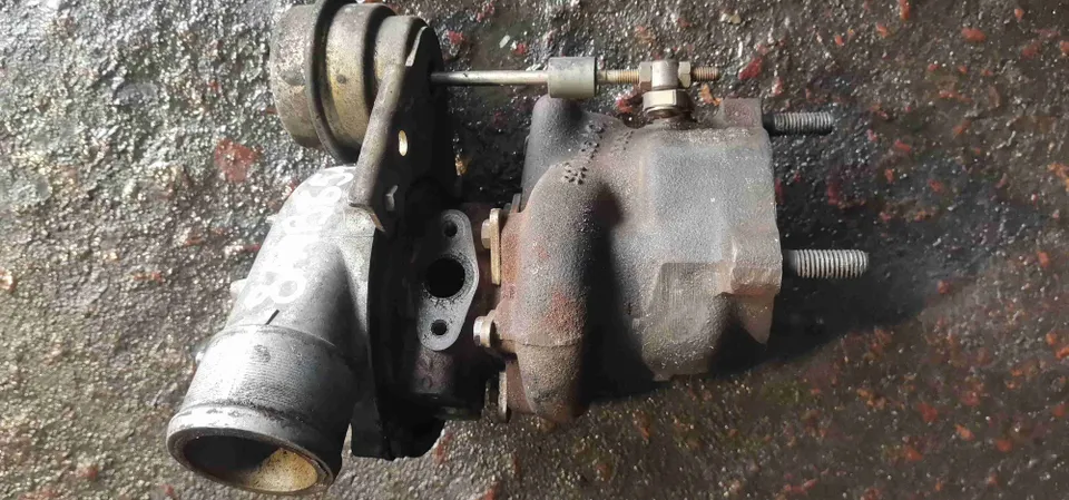 Турбина Audi A4, 2001 г.