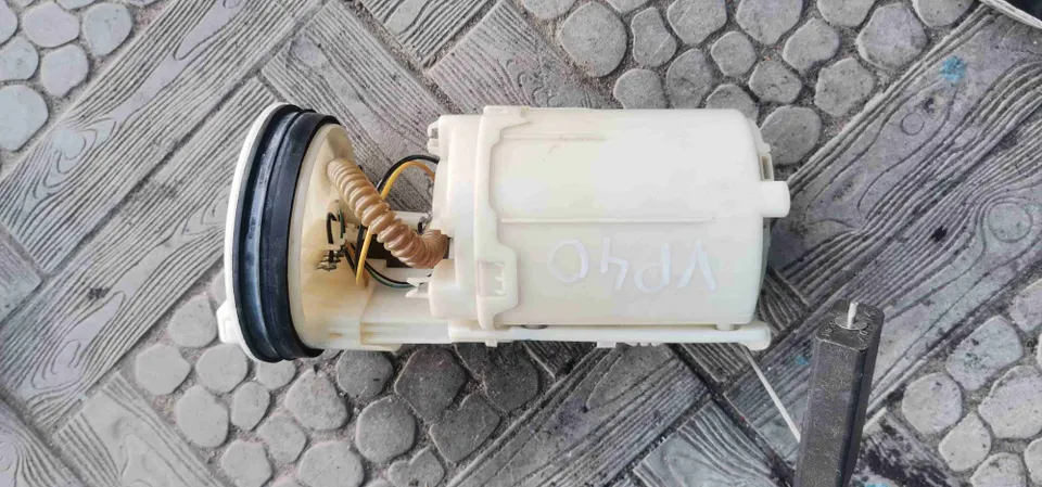 Насос топливный Volkswagen Polo, 2003 г.