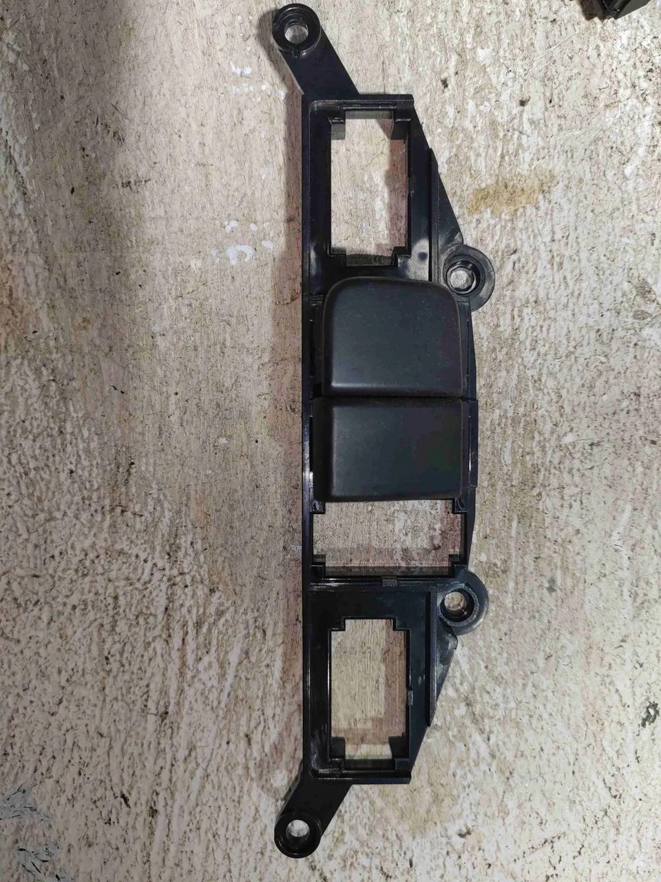 Накладка декоративная на торпедо Hyundai H-1, 2004 г.