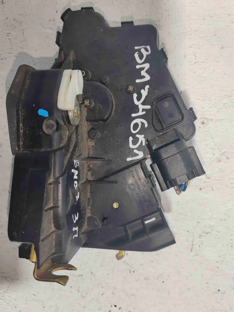 Замок двери задней правой BMW 3 серии, 2003 г.