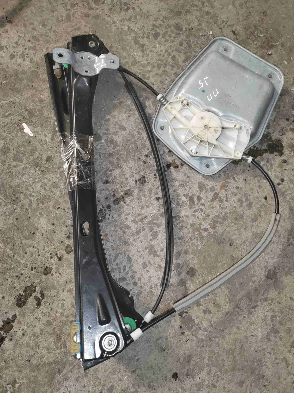 Стеклоподъемник электрический Volkswagen Jetta, 2008 г.