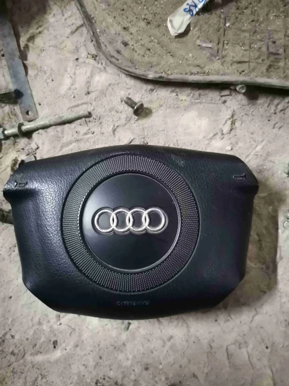 Подушка безопасности Audi A4, 1999 г.
