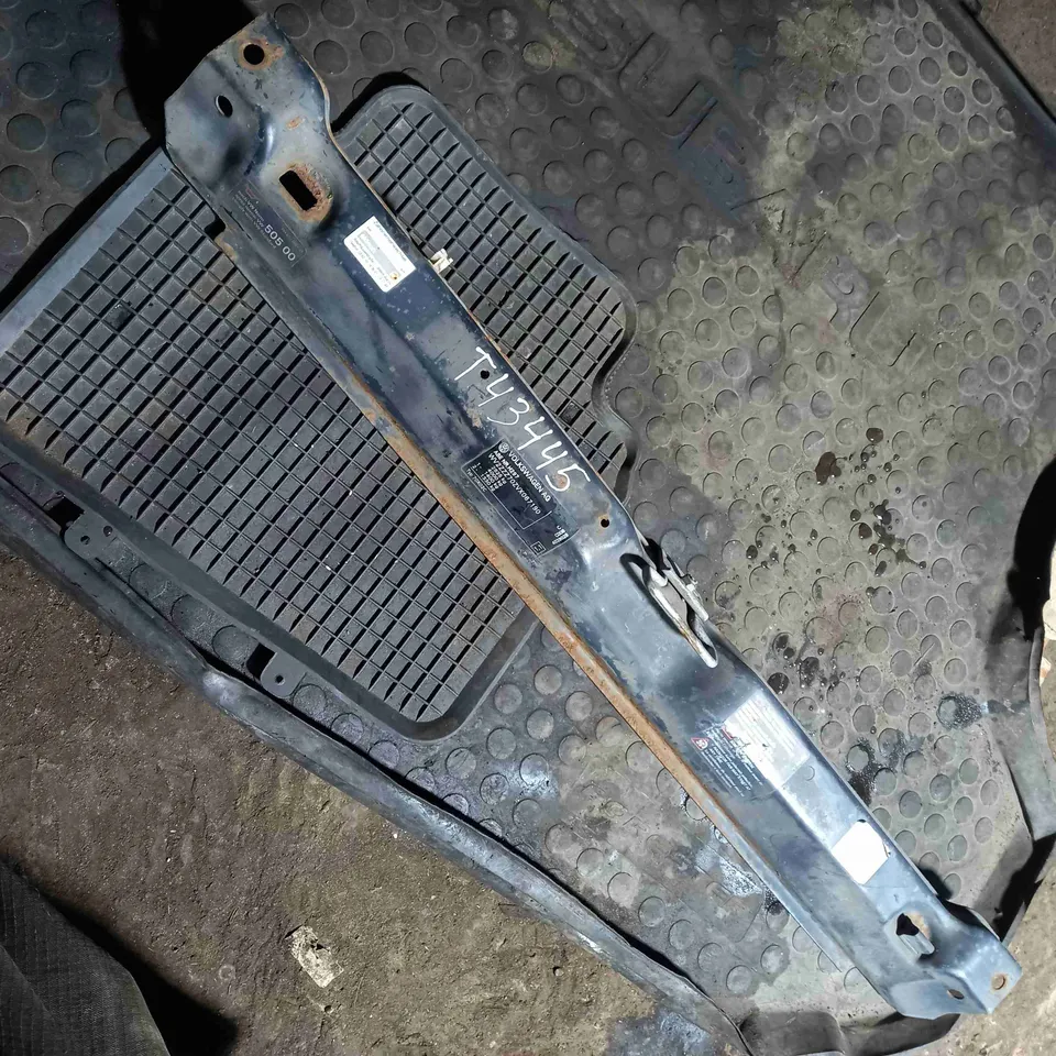 Рамка капота Volkswagen Transporter, 1999 г.