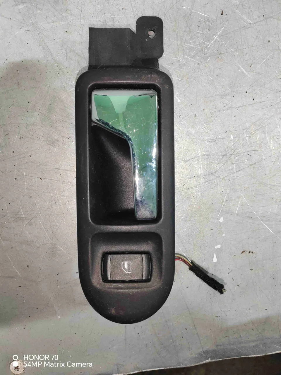 Ручка внутренняя передняя правая Volkswagen Passat, 2000 г.
