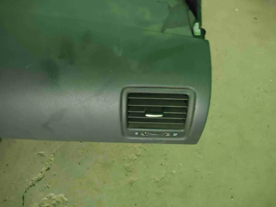 Панель передняя салона (торпедо) Volkswagen Golf, 2007 г.