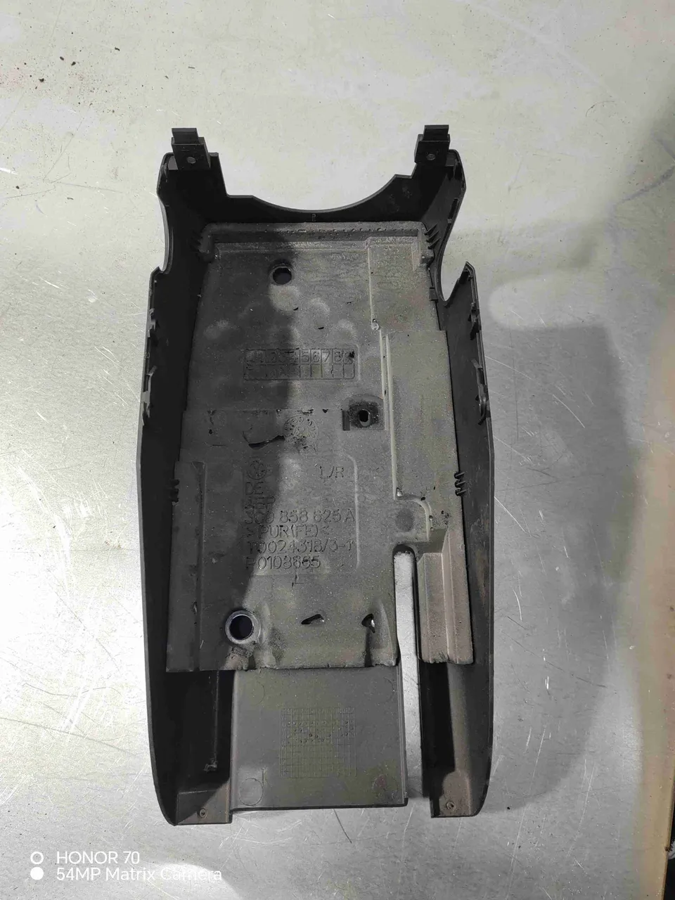 Кожух рулевой колонки Volkswagen Passat, 2008 г.