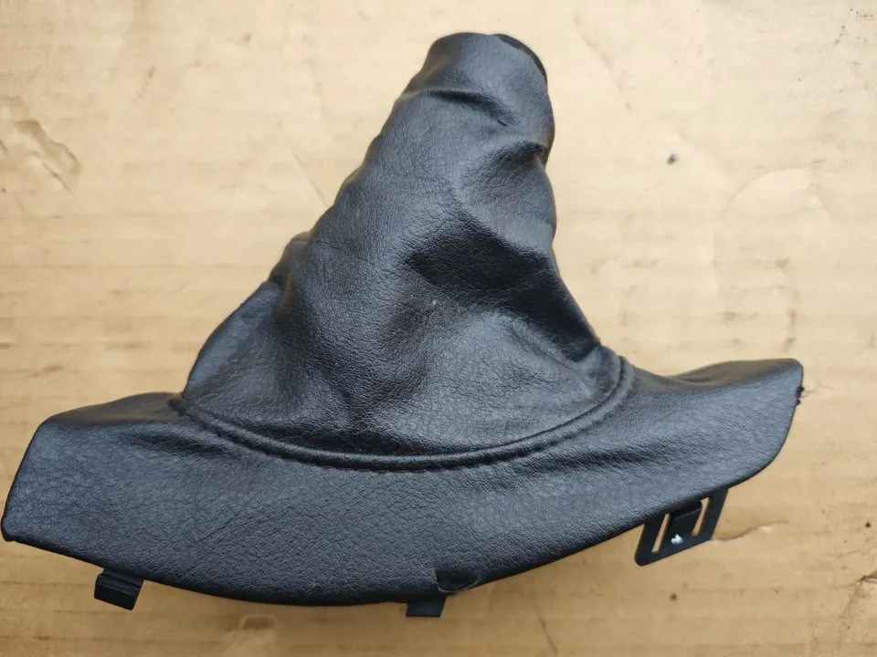 Чехол рычага ручного тормоза (ручника) Peugeot 308, 2008 г.