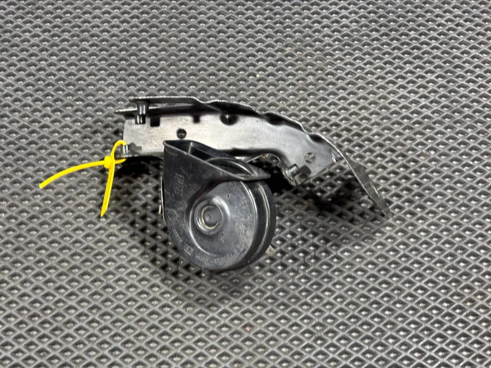 Сигнал (клаксон) Mercedes-Benz E-Класс, 2008 г.